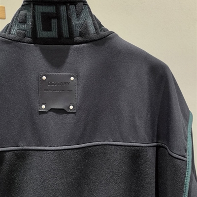 市场上装-夹克-休闲夹克