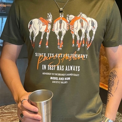 市场上装-T恤-欧货T恤