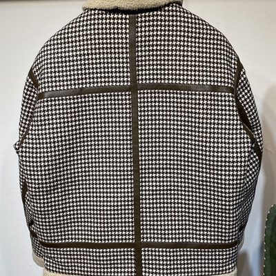 市场上装-夹克-休闲夹克