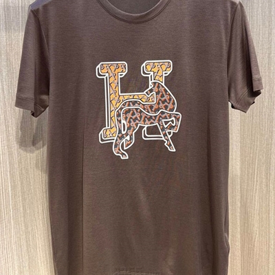 市场上装-T恤-欧货T恤