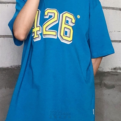 市场上装-T恤-电商T恤