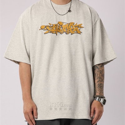 市场上装-T恤-电商T恤