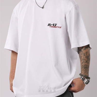 市场上装-T恤-电商T恤