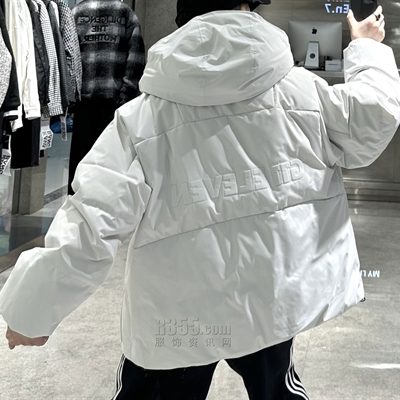 市场上装-棉衣/羽绒服-休闲棉服