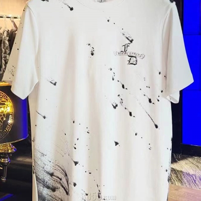 市场上装-T恤-欧货T恤