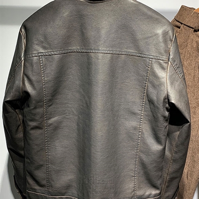 市场上装-皮衣-休闲皮衣