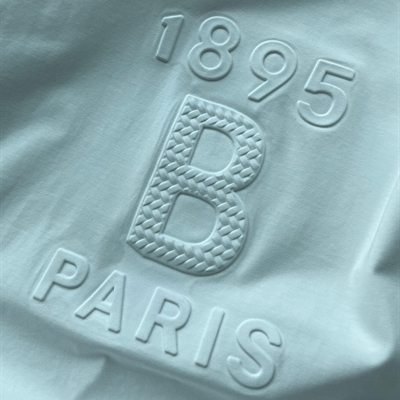 市场上装-T恤-欧货T恤