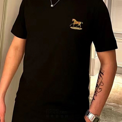 市场上装-T恤-欧货T恤