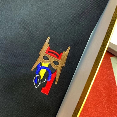 市场上装-T恤-欧货T恤