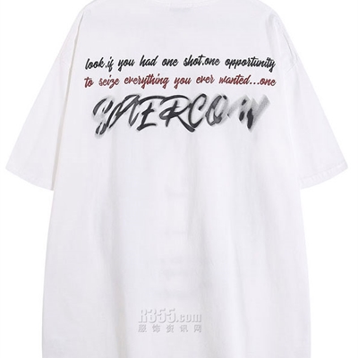 市场上装-T恤-电商T恤