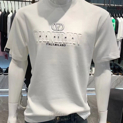 市场上装-T恤-欧货T恤