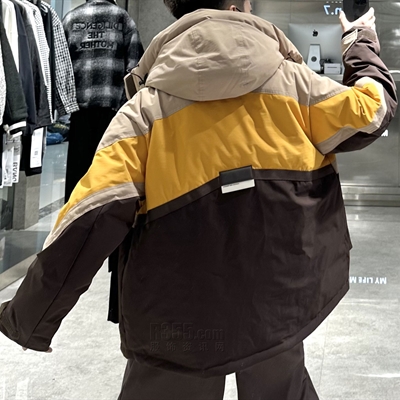 市场上装-棉衣/羽绒服-休闲棉服