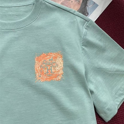 市场上装-T恤-欧货T恤