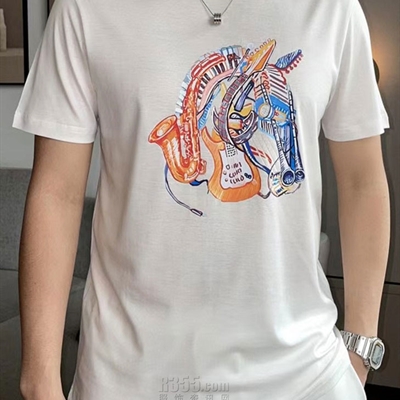 市场上装-T恤-欧货T恤