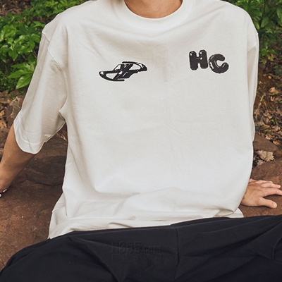 市场上装-T恤-电商T恤