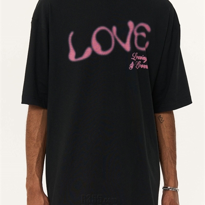 市场上装-T恤-电商T恤