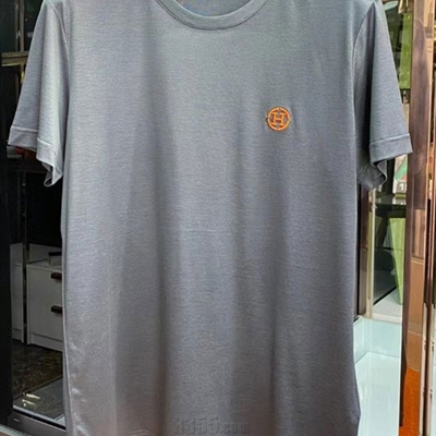 市场上装-T恤-欧货T恤