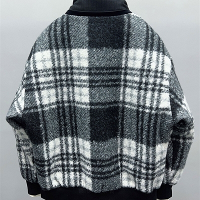 市场上装-夹克-休闲夹克