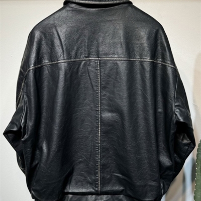 市场上装-皮衣-休闲皮衣