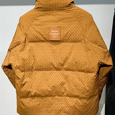 市场上装-棉衣/羽绒服-休闲棉服