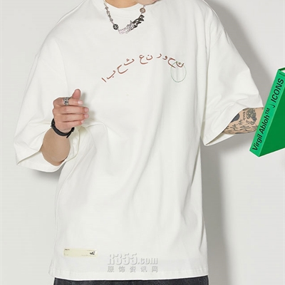 市场上装-T恤-电商T恤