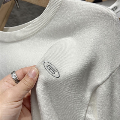 市场上装-毛衫-休闲毛衫