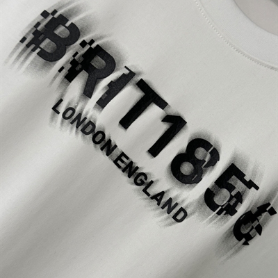 市场上装-T恤-欧货T恤