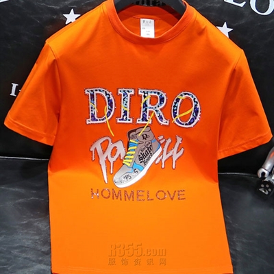 市场上装-T恤-欧货T恤