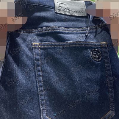 商场品牌-牛仔裤-牛仔裤【实拍】