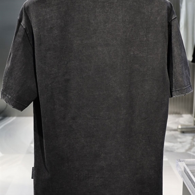 市场上装-T恤-欧货T恤