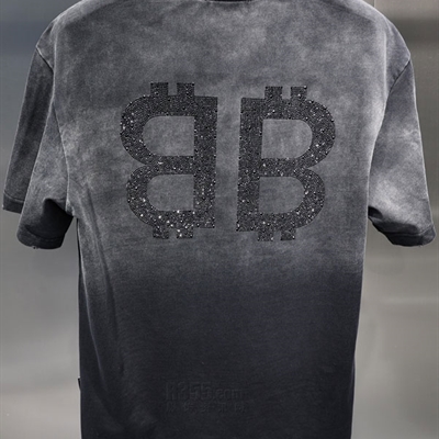 市场上装-T恤-欧货T恤