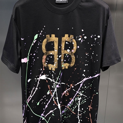 市场上装-T恤-欧货T恤