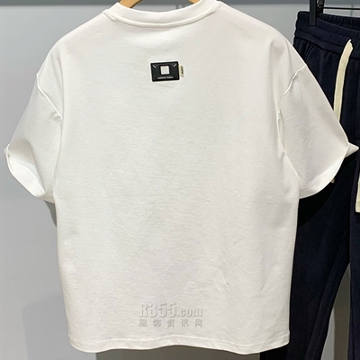 市场上装-T恤-休闲T恤