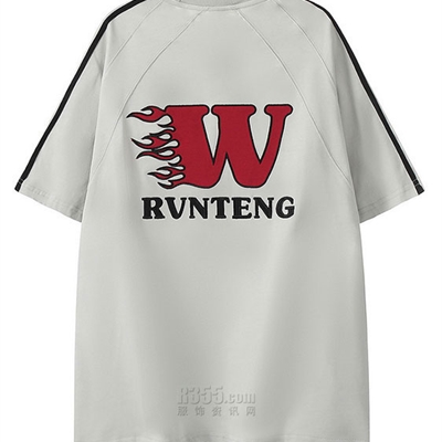 市场上装-T恤-电商T恤