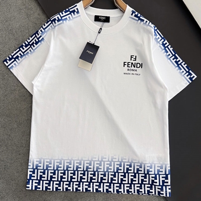 市场上装-T恤-欧货T恤