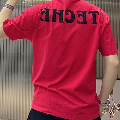 市场上装-T恤-欧货T恤