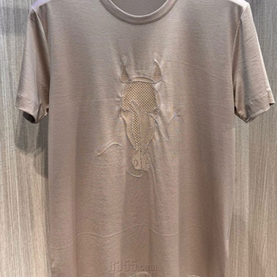 市场上装-T恤-欧货T恤