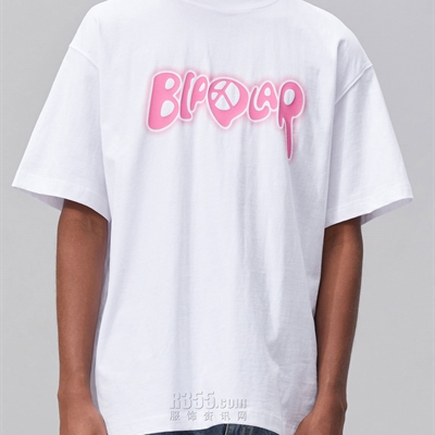 市场上装-T恤-电商T恤