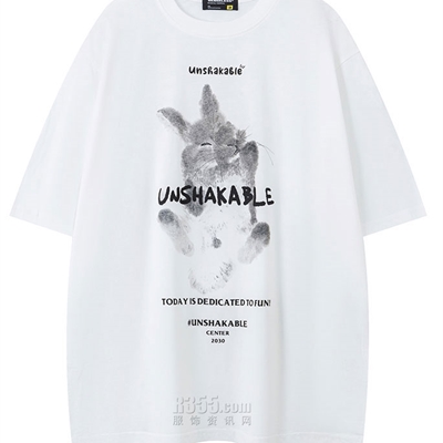 市场上装-T恤-电商T恤