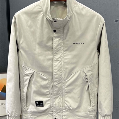 市场上装-夹克-休闲夹克