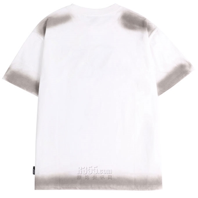 市场上装-T恤-电商T恤