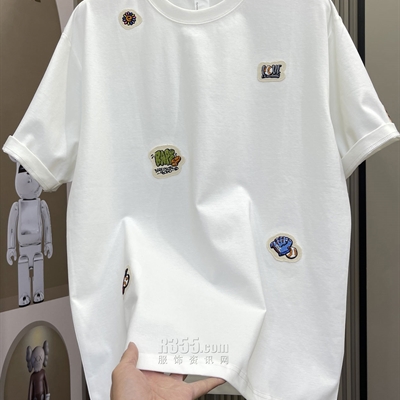 市场上装-T恤-休闲T恤