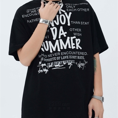 市场上装-T恤-电商T恤