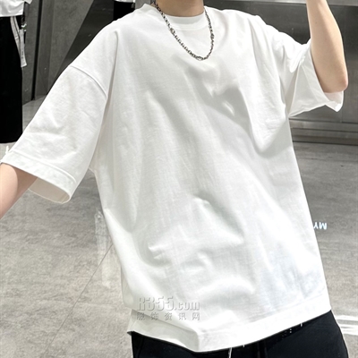 市场上装-T恤-休闲T恤