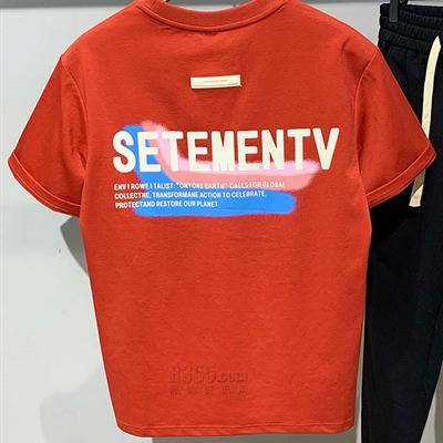 市场上装-T恤-休闲T恤