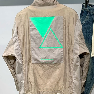 市场上装-夹克-休闲夹克