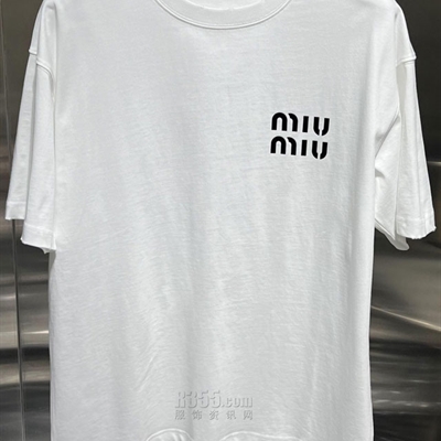 市场上装-T恤-欧货T恤