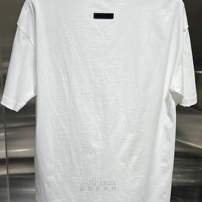 市场上装-T恤-欧货T恤