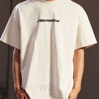 市场上装-T恤-电商T恤