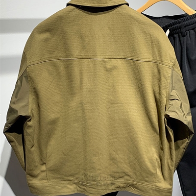 市场上装-夹克-休闲夹克